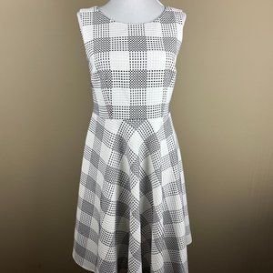 Talbots Sleeveless Midi Fit and Flare Dress Size 2 White Black Geometric Pattern